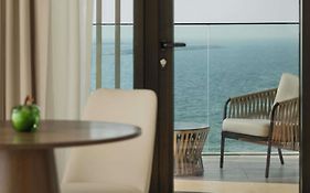 سيزارز بالاس بلو ووترز دبي