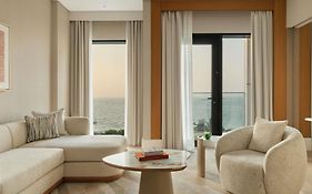 سيزارز بالاس بلو ووترز دبي